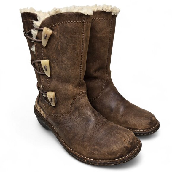 UGG Kona Sheepskin Boots Women's Toggle Button Up Leather Outer Winter Native 7 - Picture 1 of 12